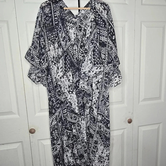 Urban Outfitters Ecote Crinkle Lightweight Kimono Printed Open Front Black OS - Picture 1 of 8
